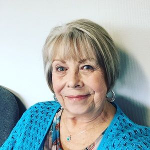 Meet your Posher, Pam